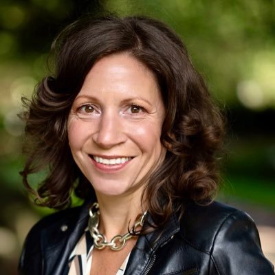 Krisztina Stump profile image