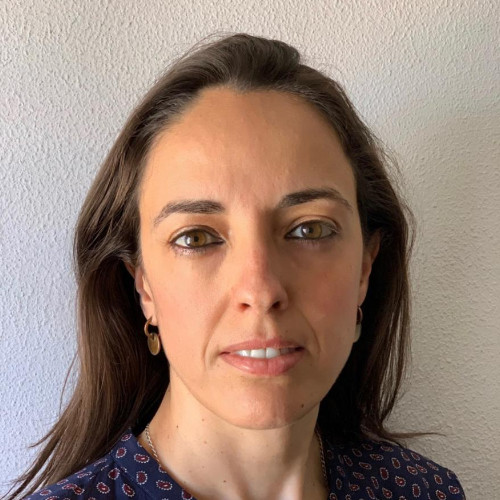 Mara Almeida profile image